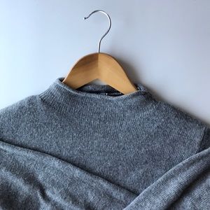 Brandy Melville turtleneck